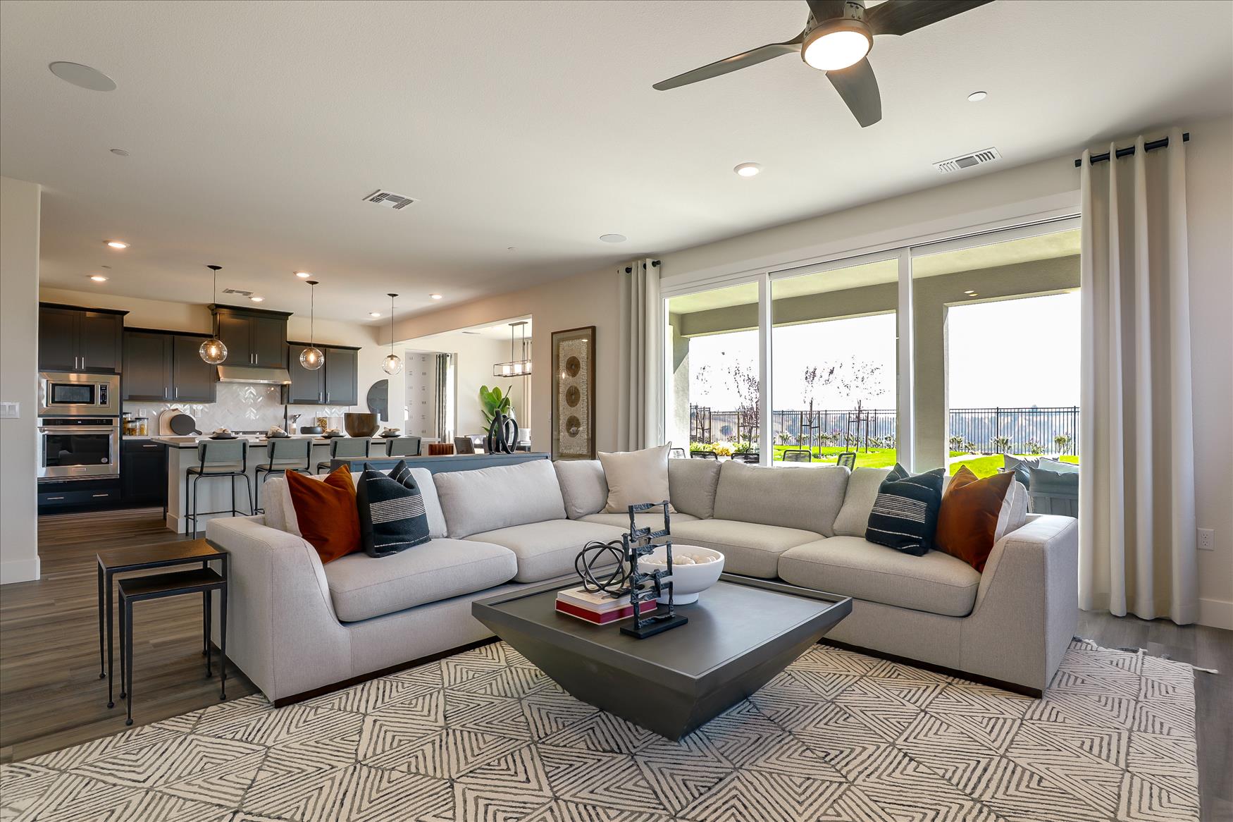 Interior open-concept floor plan