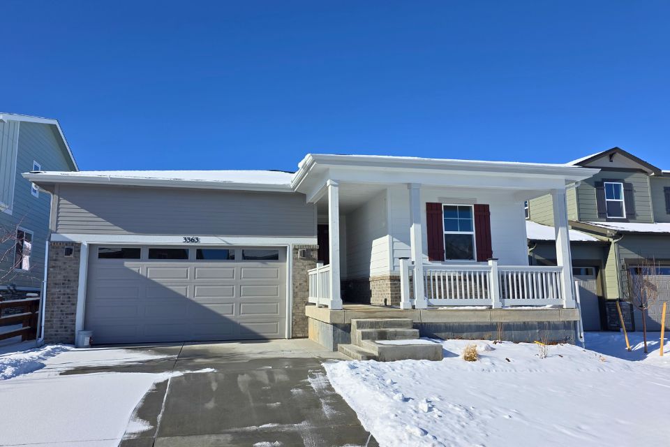 2703 3363 N. Irvington Street