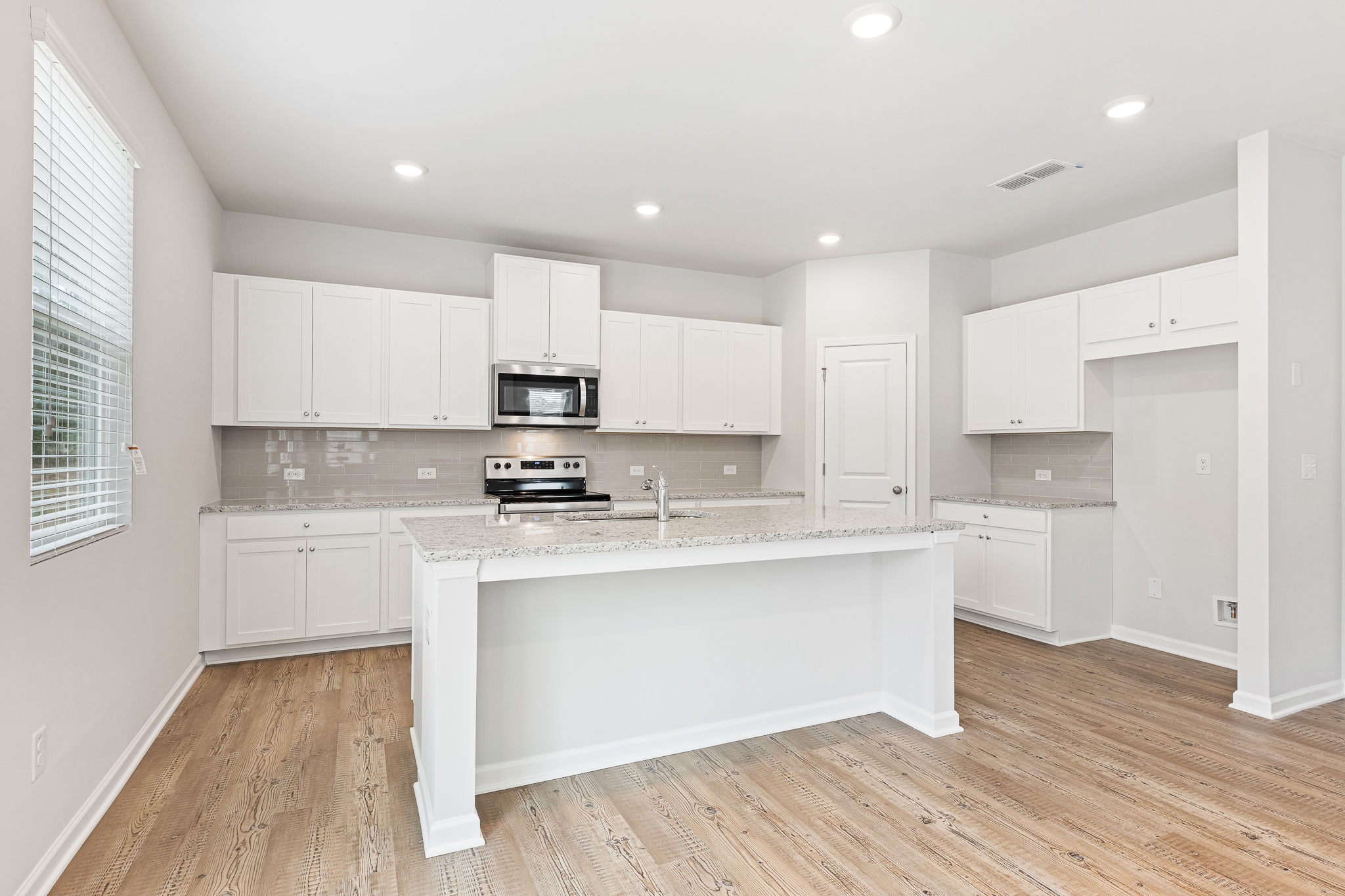 0050 2655 Mourning Dove Drive