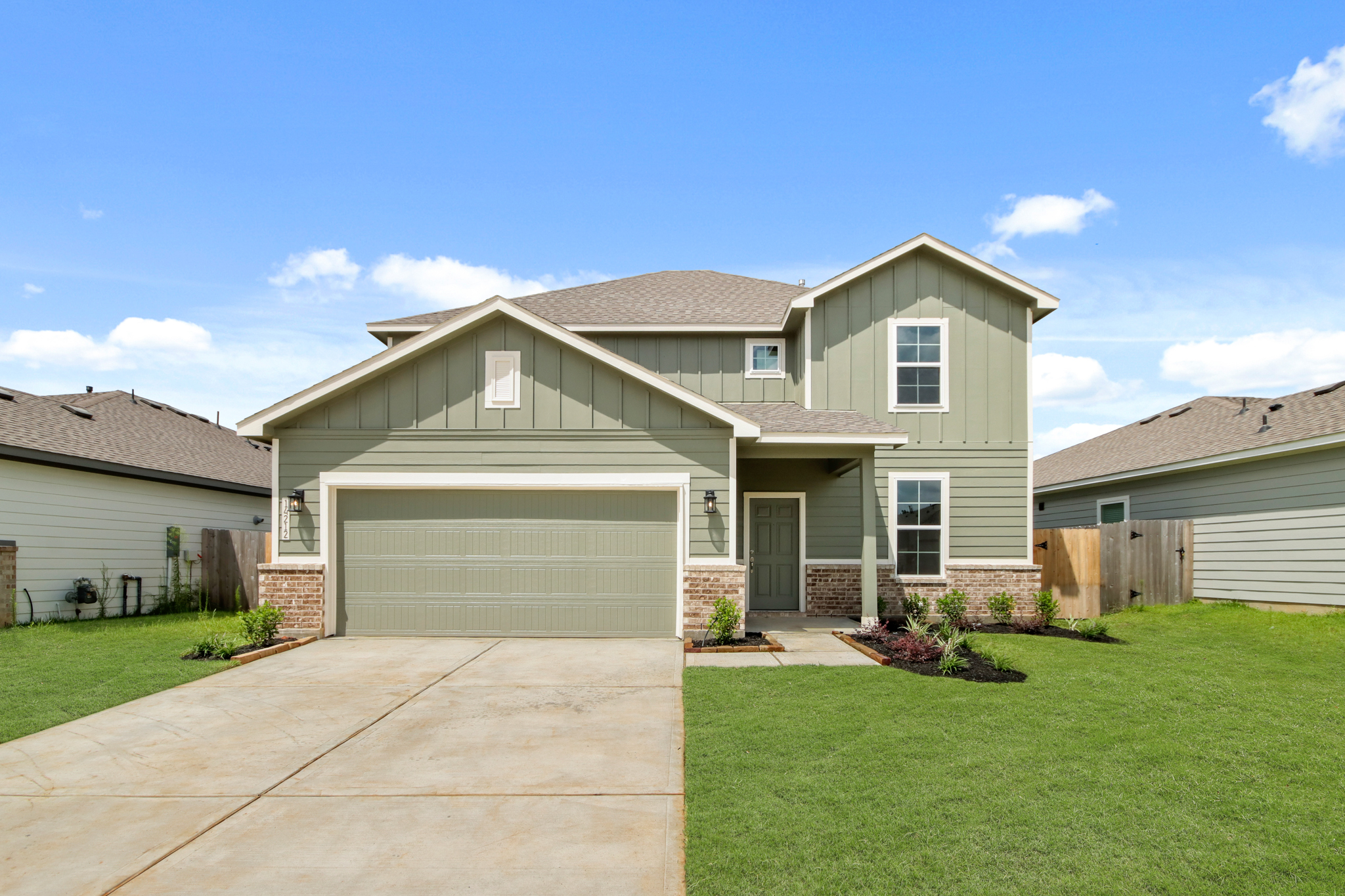 050127 14212 Spring Valley Drive